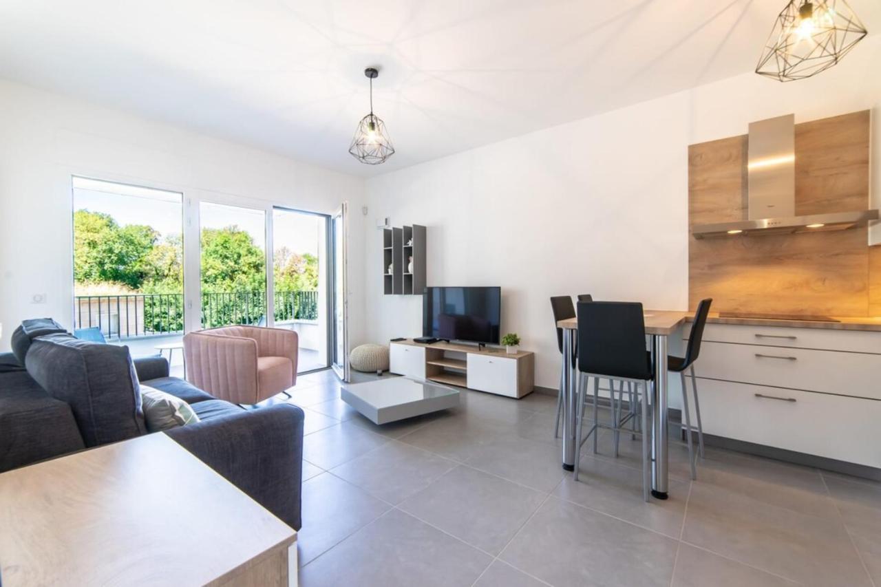 אנסי Apartment Close To The Old Town And The Lake מראה חיצוני תמונה